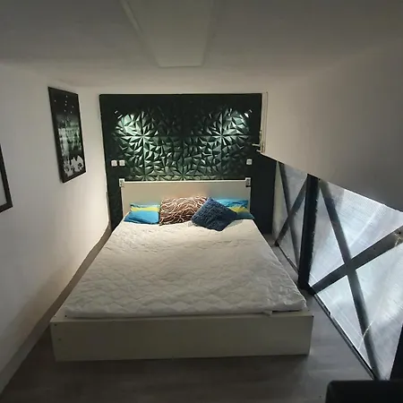 Parter Jeden Z Antresolą Apartament Stargard Szczeciński